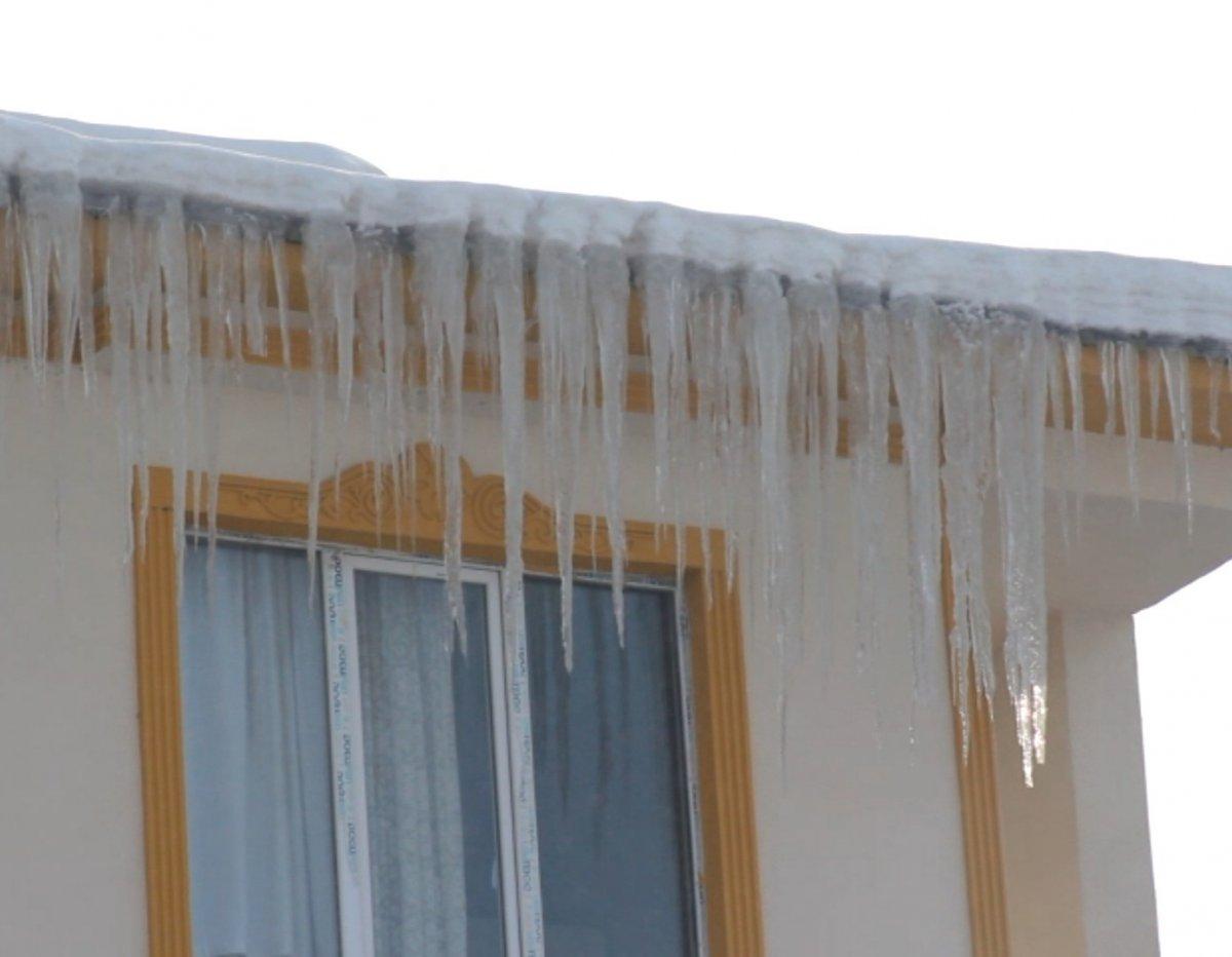 Van'da hava sıcaklığı, eksi 39'u gördü