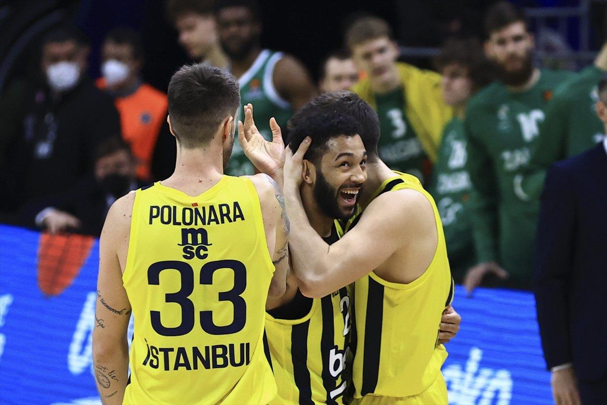 Fenerbahçe EuroLeague'de Zalgiris Kaunas'ı geriden gelerek yendi
