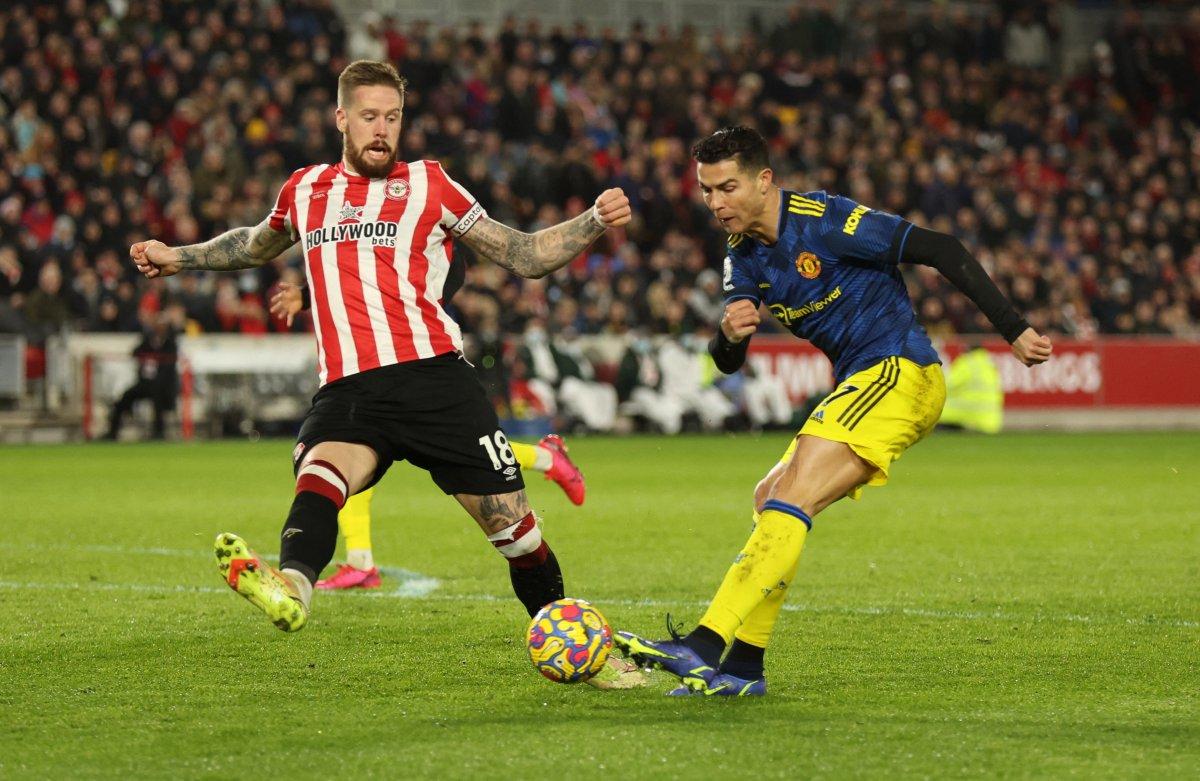 Manchester United Premier Lig tarihine geçti