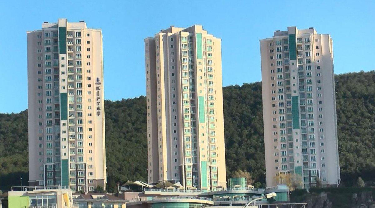 İstanbul'da bazı sitelerde aidatlar 8 bin liraya çıktı