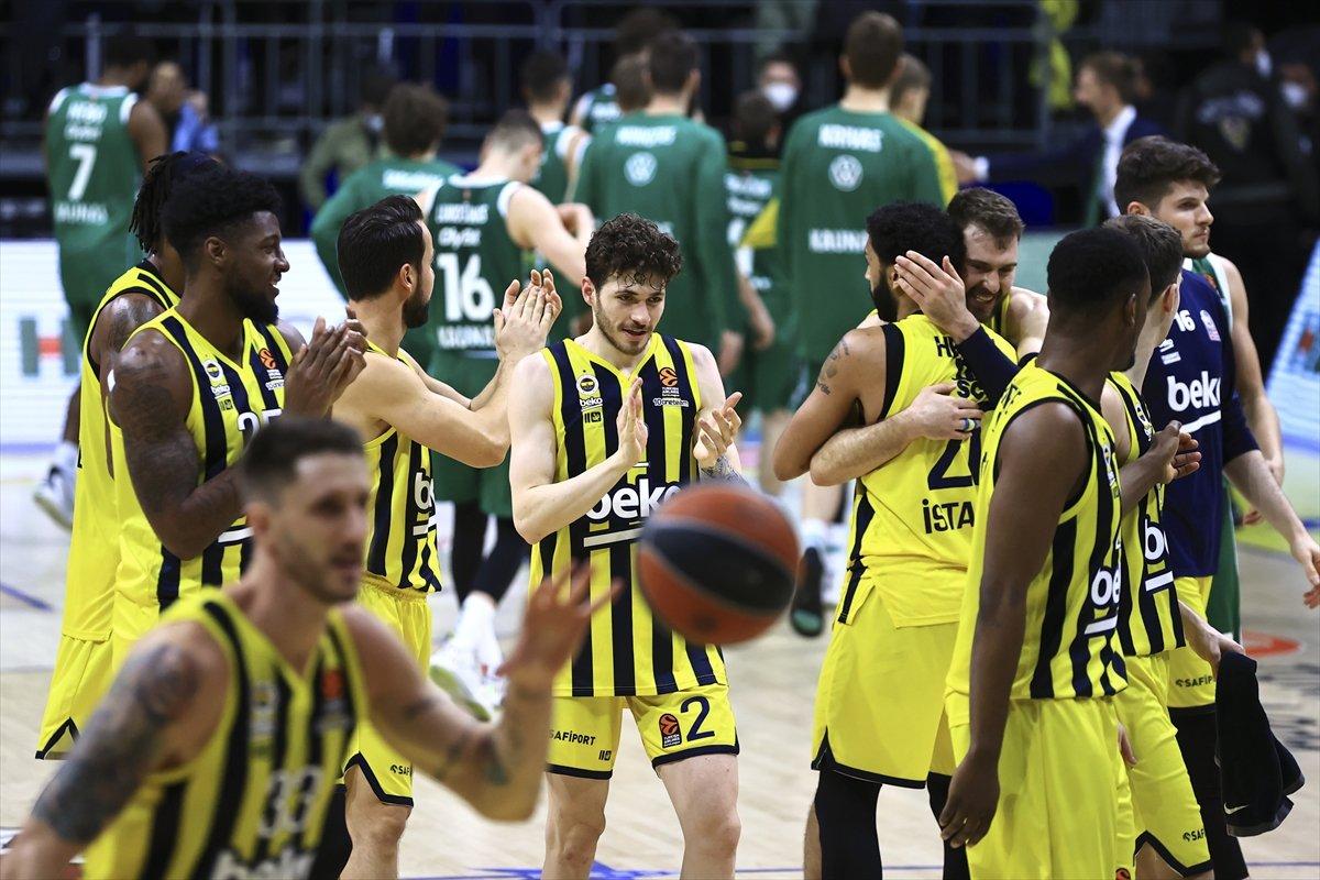 Fenerbahçe EuroLeague'de Zalgiris Kaunas'ı geriden gelerek yendi