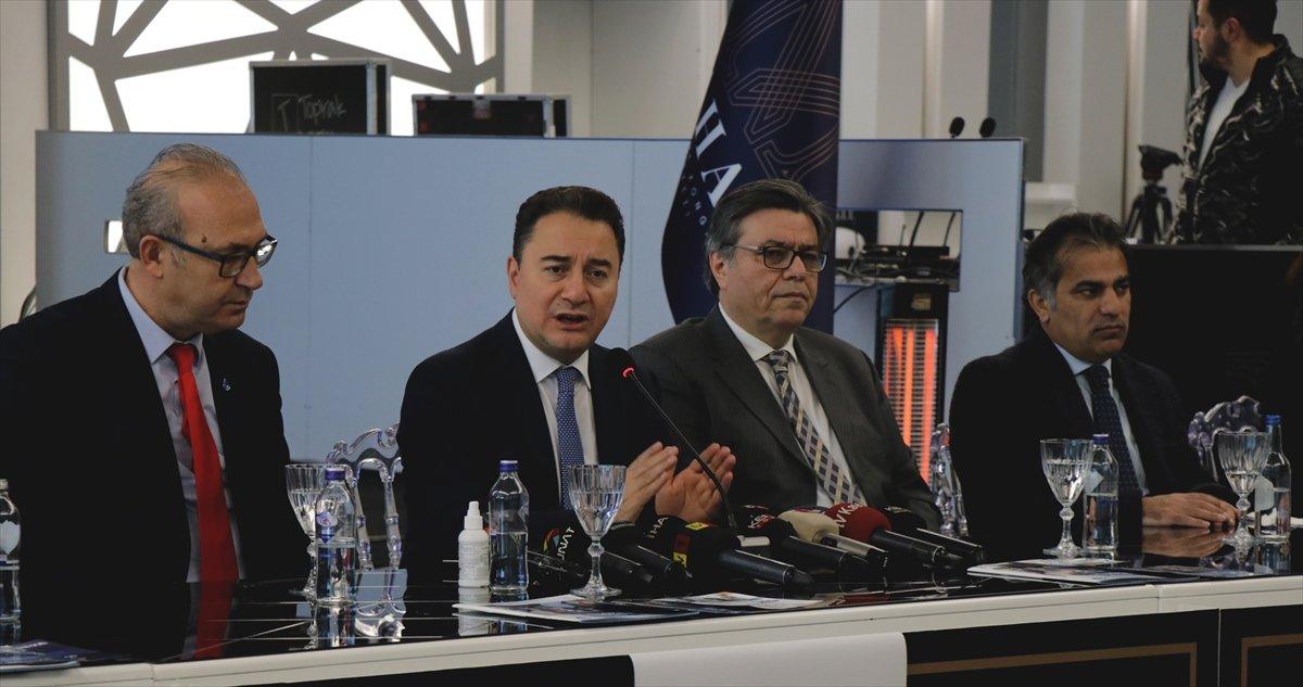 Ali Babacan’dan Abdullah Gül açıklaması: Aktif siyaseti bıraktı