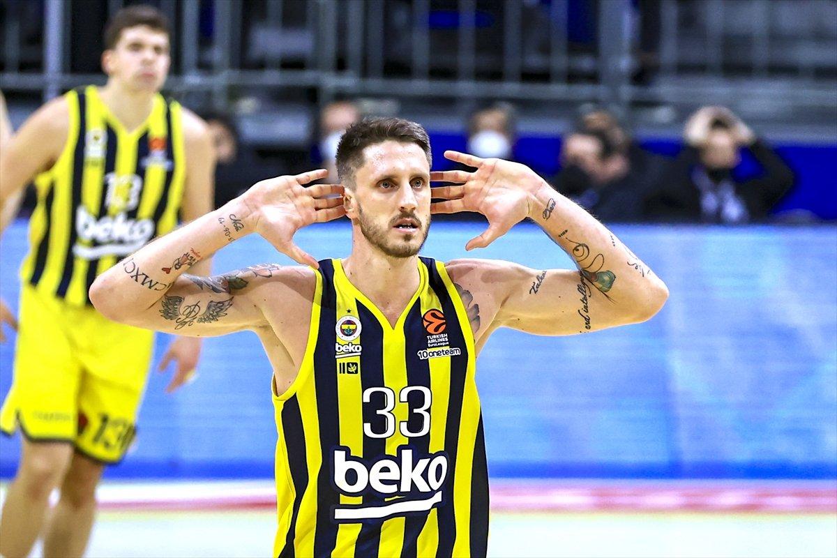 Fenerbahçe EuroLeague'de Zalgiris Kaunas'ı geriden gelerek yendi