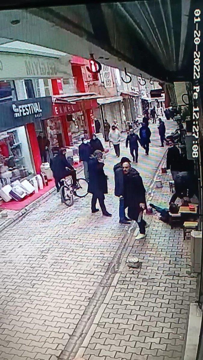 Samsun'da önce arkadaşını bıçakladı sonra evini yaktı