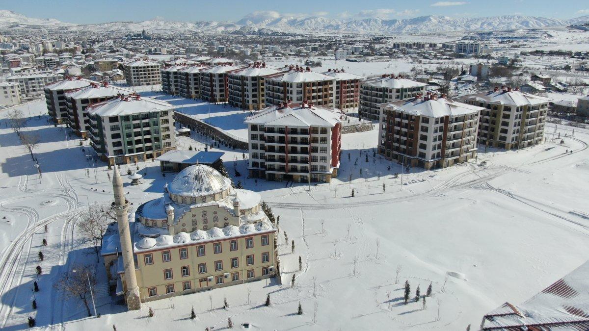 Elazığ'da, 17 bin 95 konut ve 243 iş yeri hak sahiplerine teslim edildi