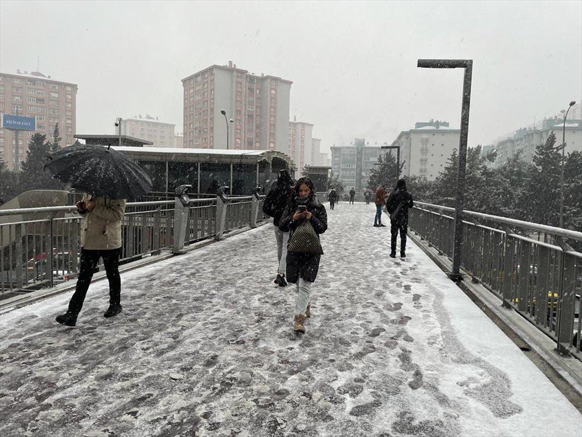 İstanbul'da trafik yüzde 90'a çıktı