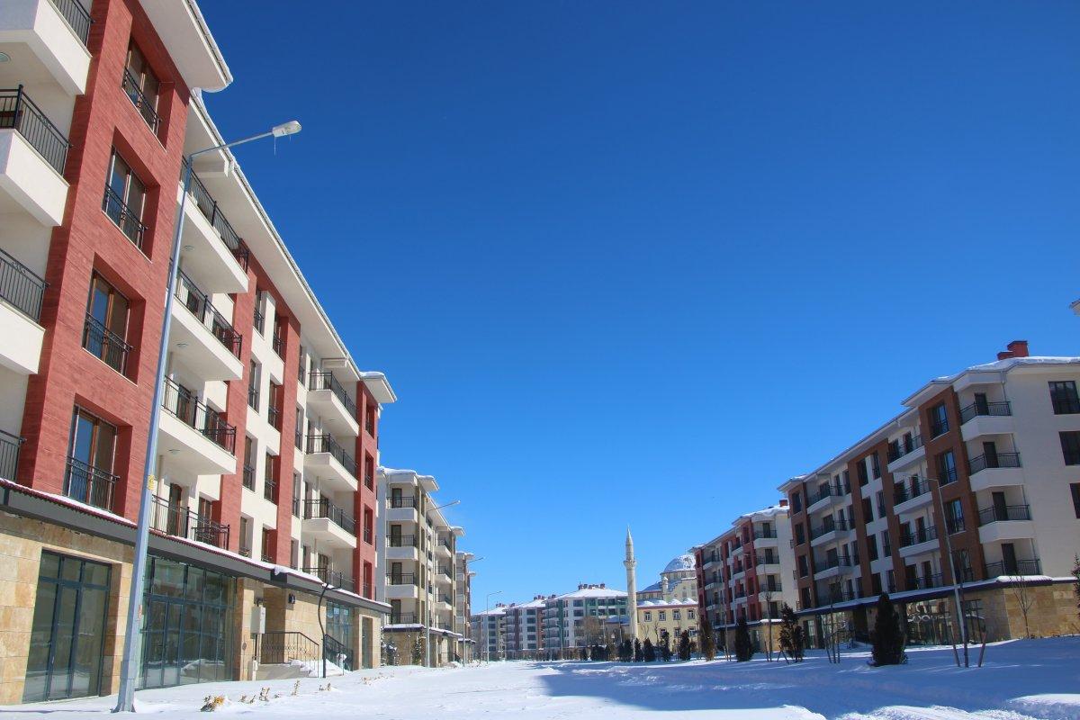 Elazığ'da, 17 bin 95 konut ve 243 iş yeri hak sahiplerine teslim edildi