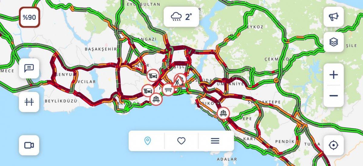 İstanbul'da trafik yüzde 90'a çıktı