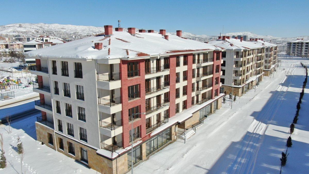 Elazığ'da, 17 bin 95 konut ve 243 iş yeri hak sahiplerine teslim edildi