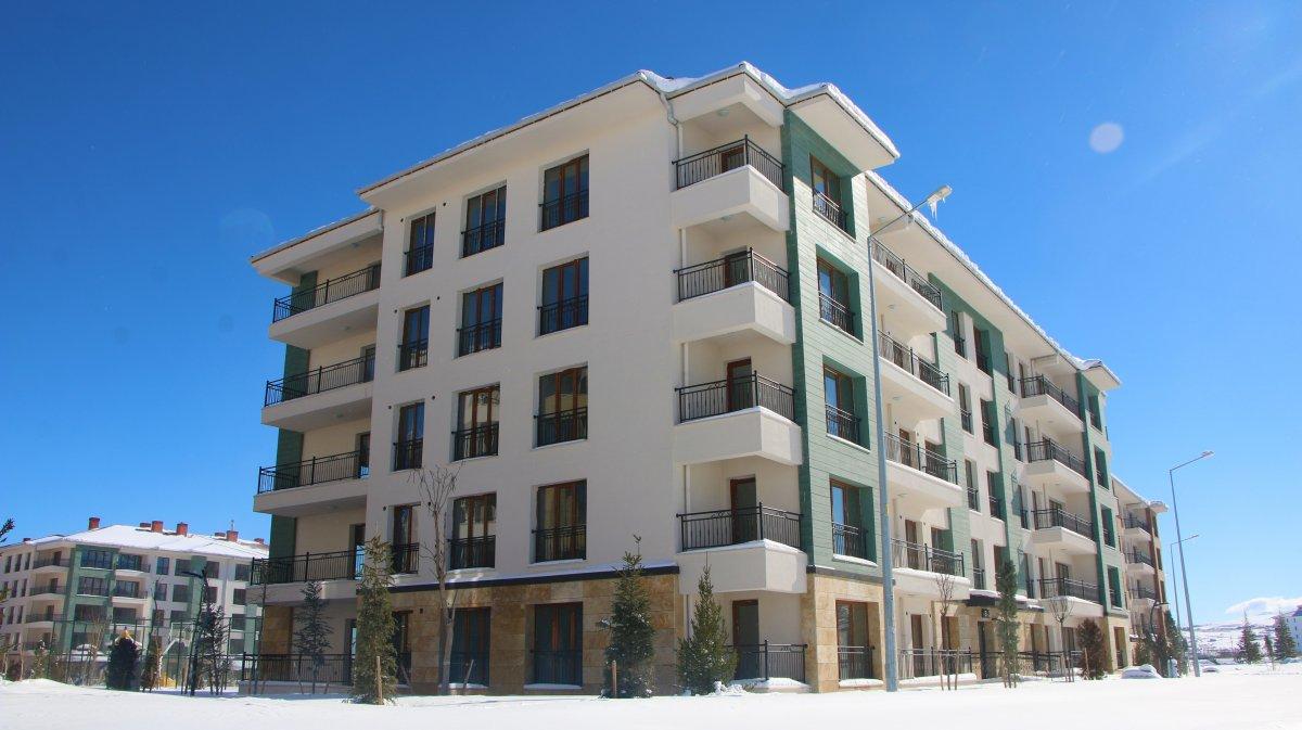 Elazığ'da, 17 bin 95 konut ve 243 iş yeri hak sahiplerine teslim edildi