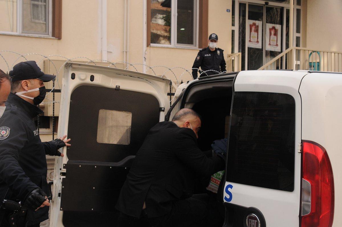 Yalova'da doktora vahşice saldıran zanlı adliyede