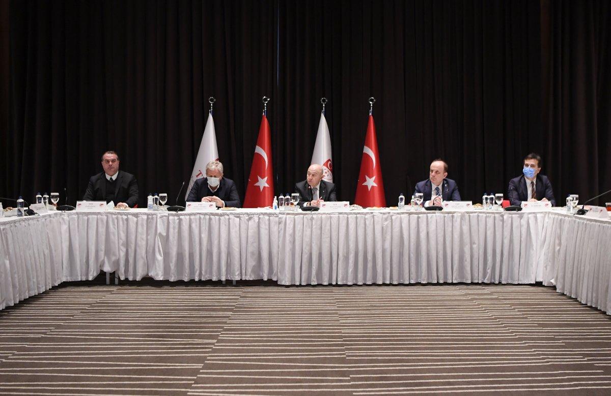 TFF ile Kulüpler Birliği, yasa dışı maç yayınlarına karşı toplandı