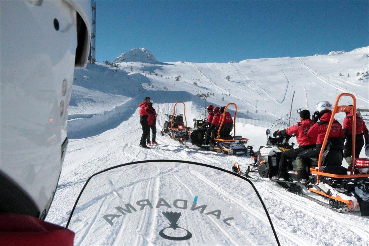Jandarma timleri, Kartalkaya'da tatbikat yaptı