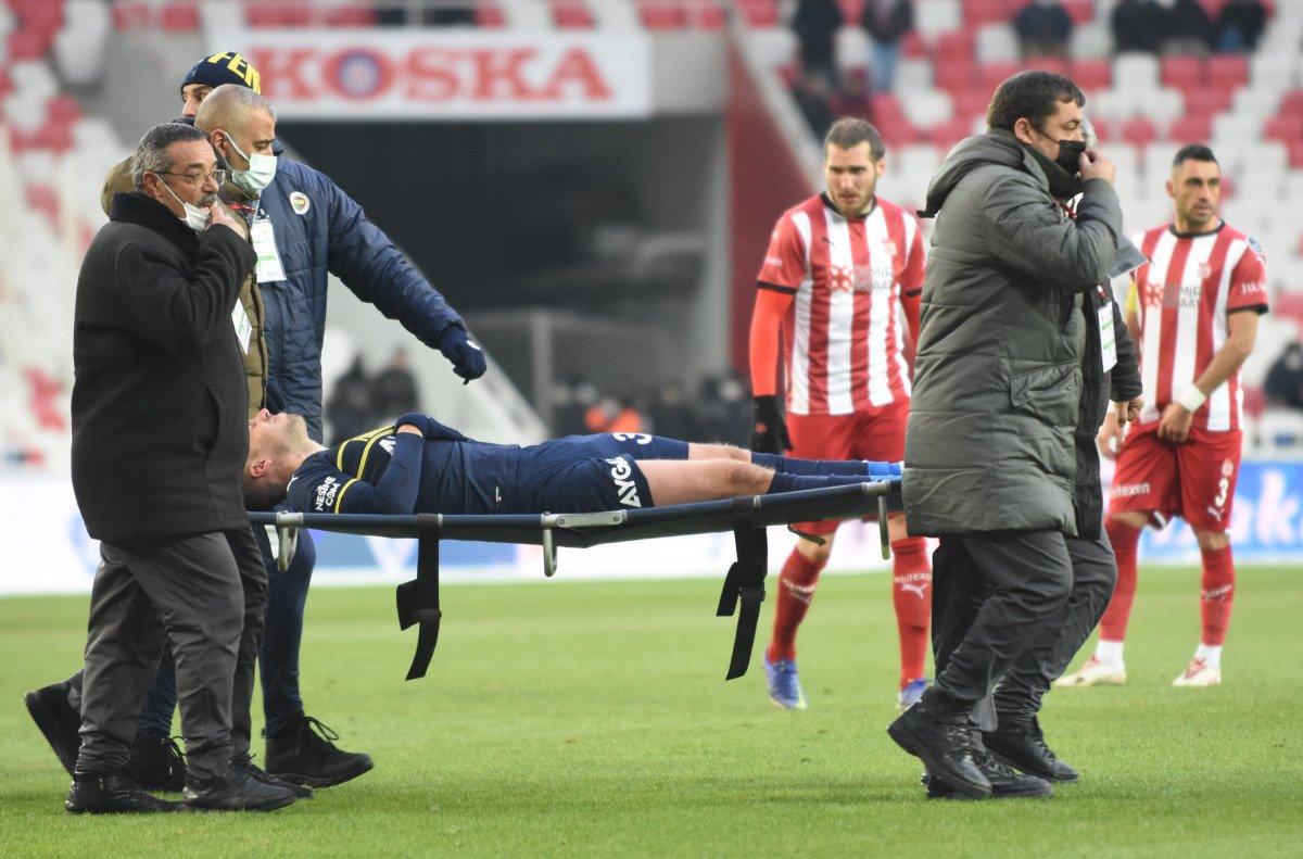 Sivasspor maçında sakatlanan Novak'ın durumu ciddi