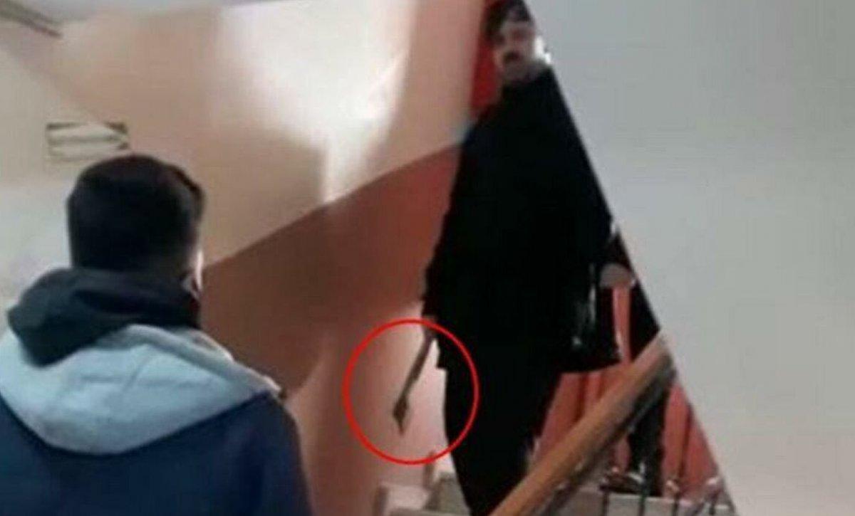 Gaziosmanpaşa'da okula baltayla gelen veli tekrar gözaltına alındı