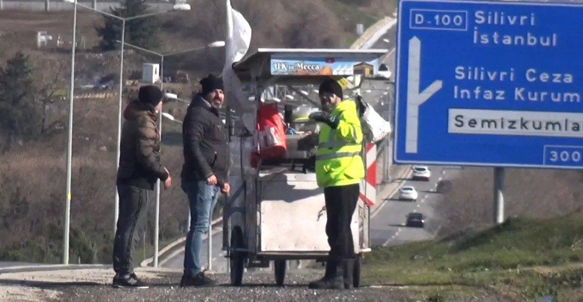 İngiltere’den Mekke’ye yürüyen Adam Muhammed, Silivri’de