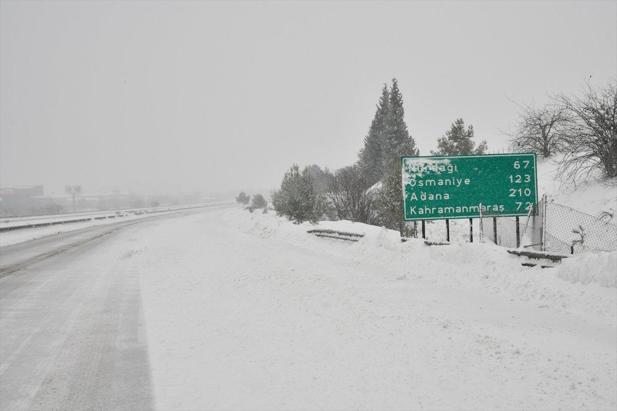 TAG'ın Gaziantep gişeleri, araç geçişine kapatıldı