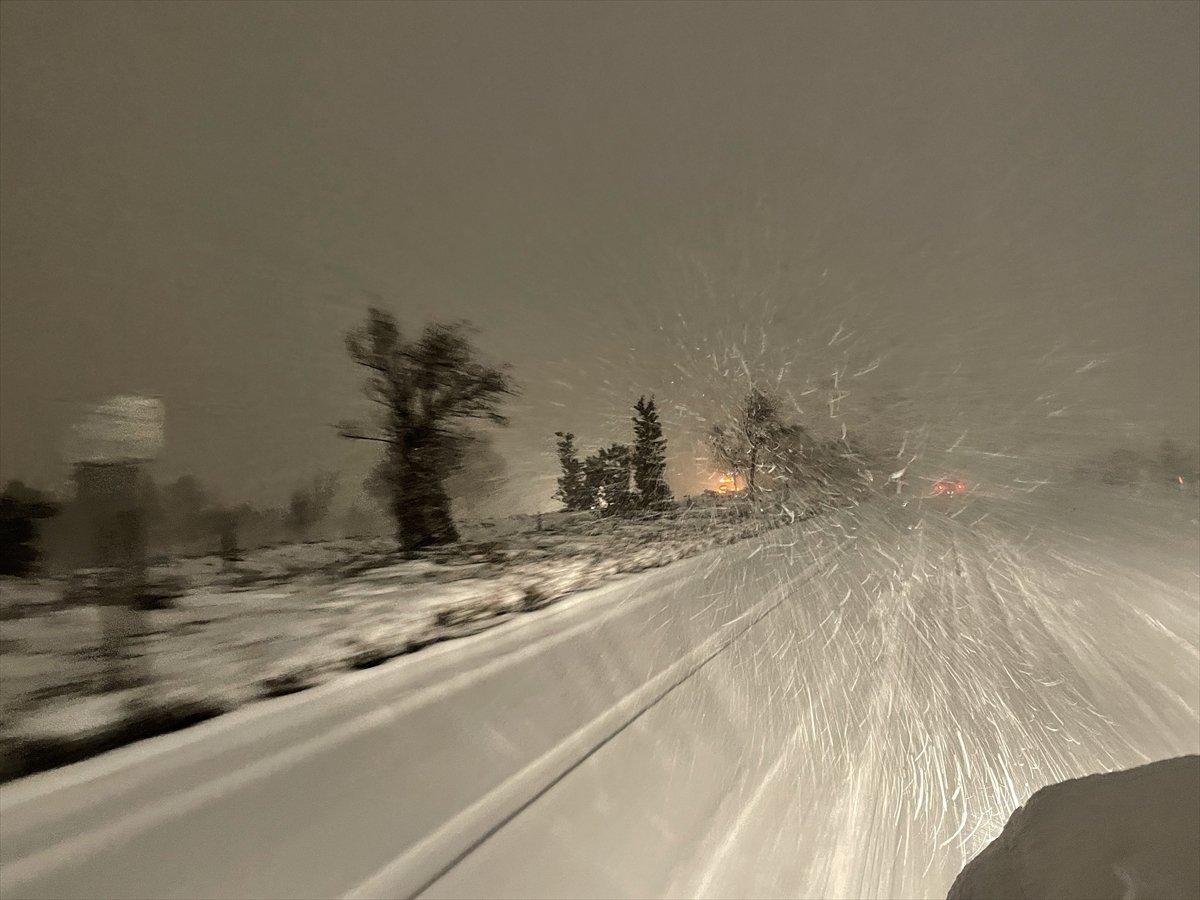 Konya'da Karaman istikameti hariç tüm yollar trafiğe kapatıldı
