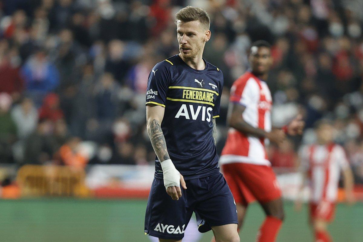 Fenerbahçe'de Novak ve Serdar Aziz'in sakatlık durumu