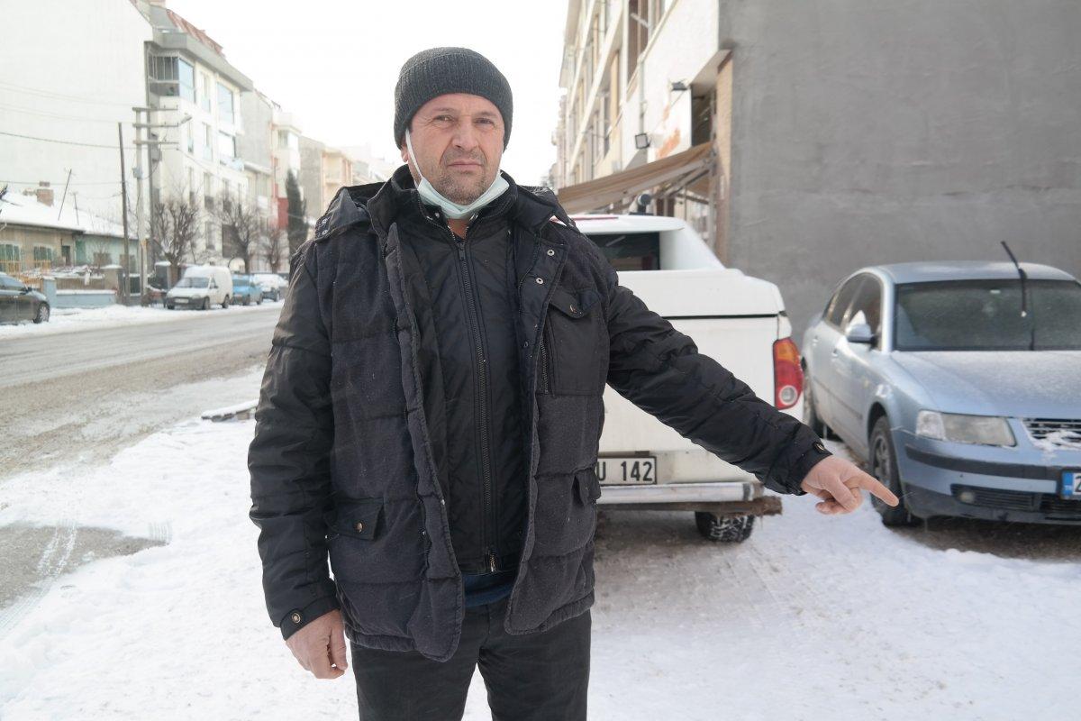 Eskişehir’de hamallık yapan adamın aracını çaldılar