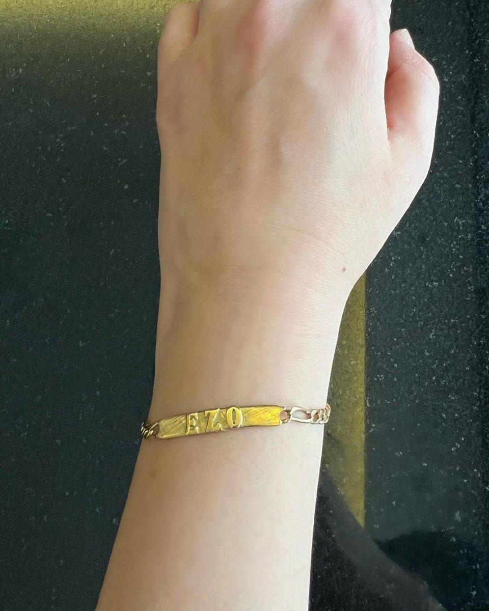 Kemal Sunal'ın kızı Ezo Sunal'dan Fatma Girik paylaşımı