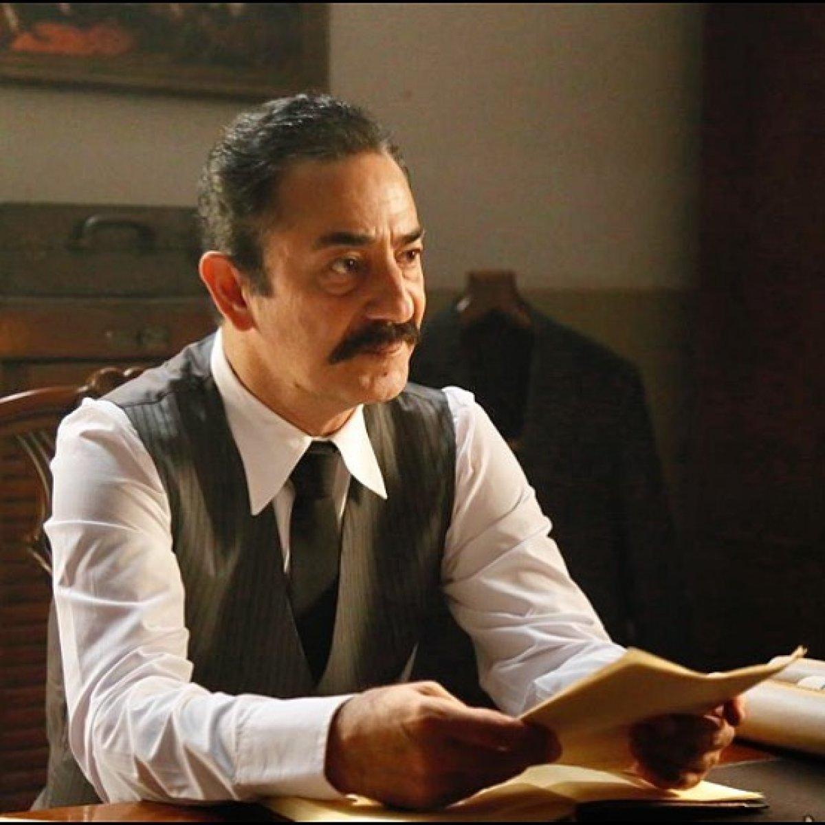 Oyuncu Ayberk Pekcan hayatını kaybetti