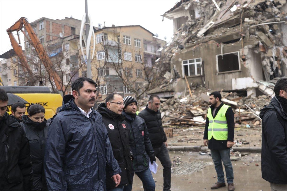 Elazığ ve Malatya'da depremzedeler yeni konutlarında yaşamını sürdürüyor