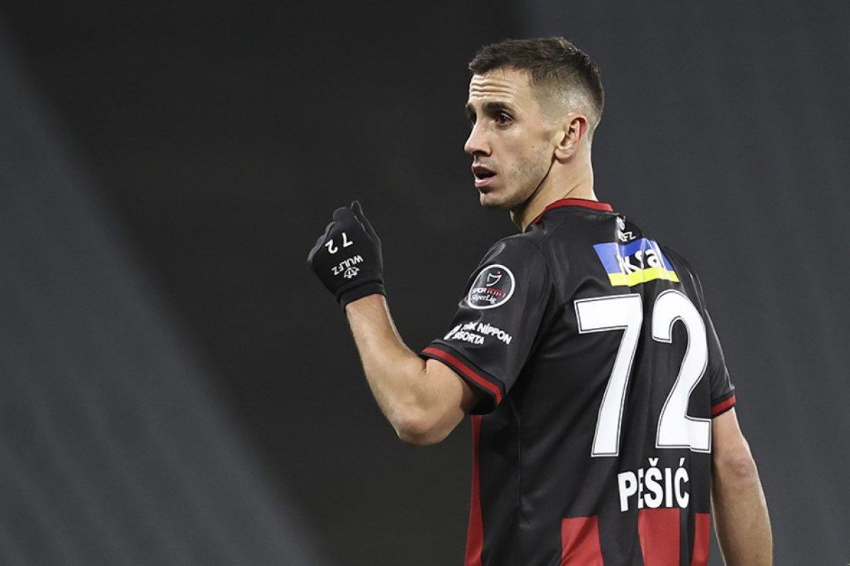 Aleksandar Pesic: İstanbul'da kalacağım