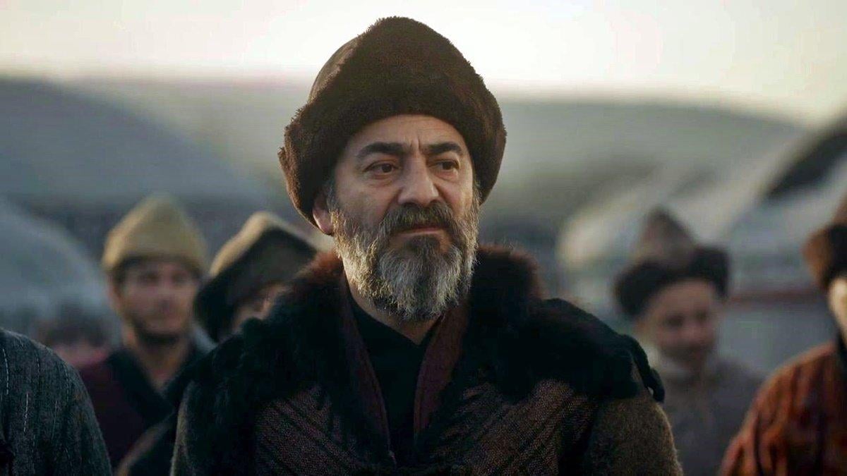 Oyuncu Ayberk Pekcan hayatını kaybetti