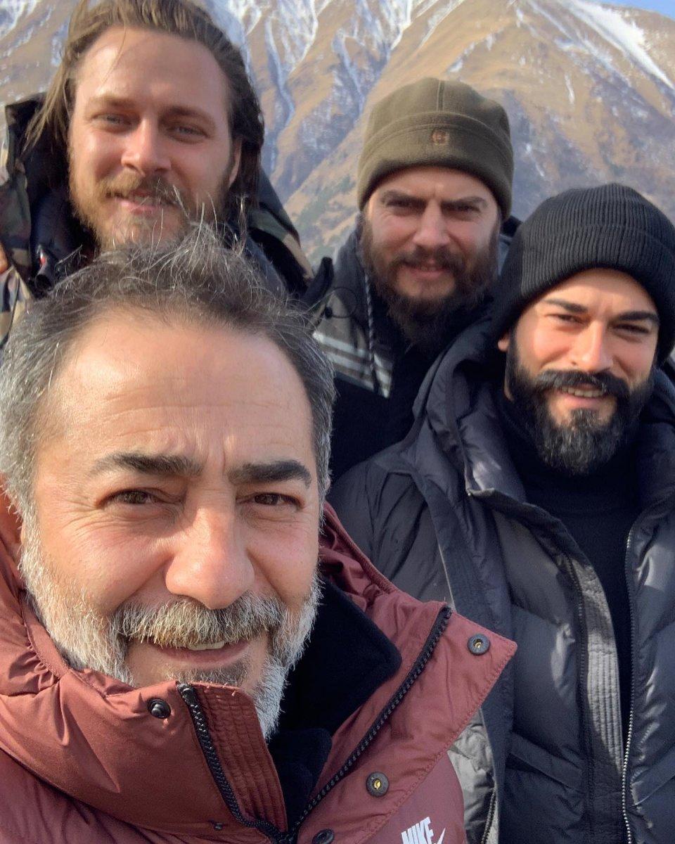 Oyuncu Ayberk Pekcan hayatını kaybetti