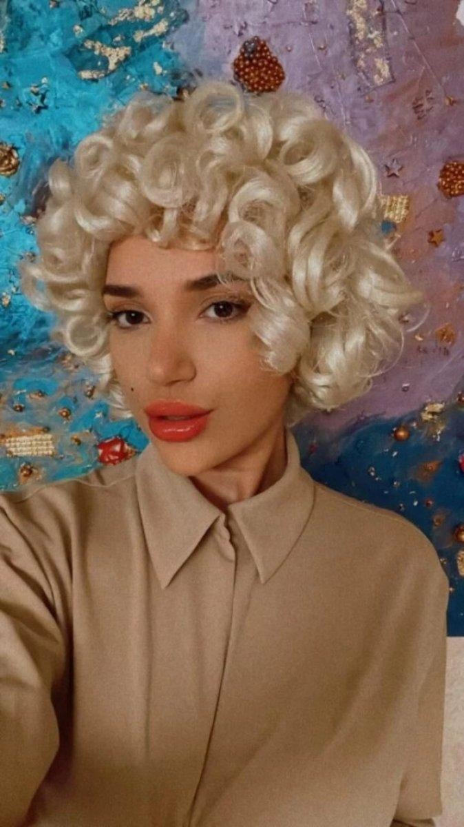 Su El Roman, sarışın oldu