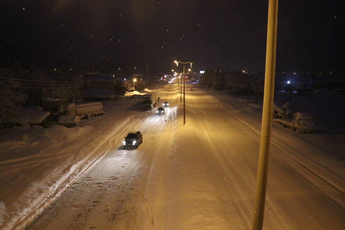 Düzce’de D-100 kara yolu ulaşıma açıldı