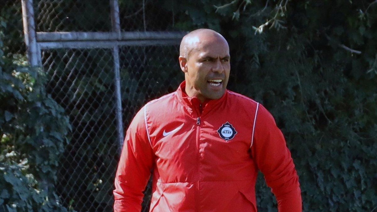 Türk futbolunda teknik direktörler değişimi