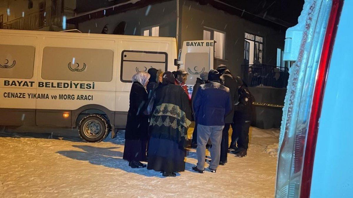 Afyonkarahisar'da bir kadın, boğazı kesilerek öldürüldü