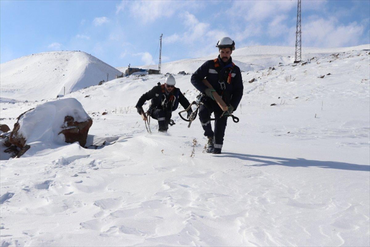 Iğdır'da ekipler, kesintisiz enerji için yoğun mesai yapıyor