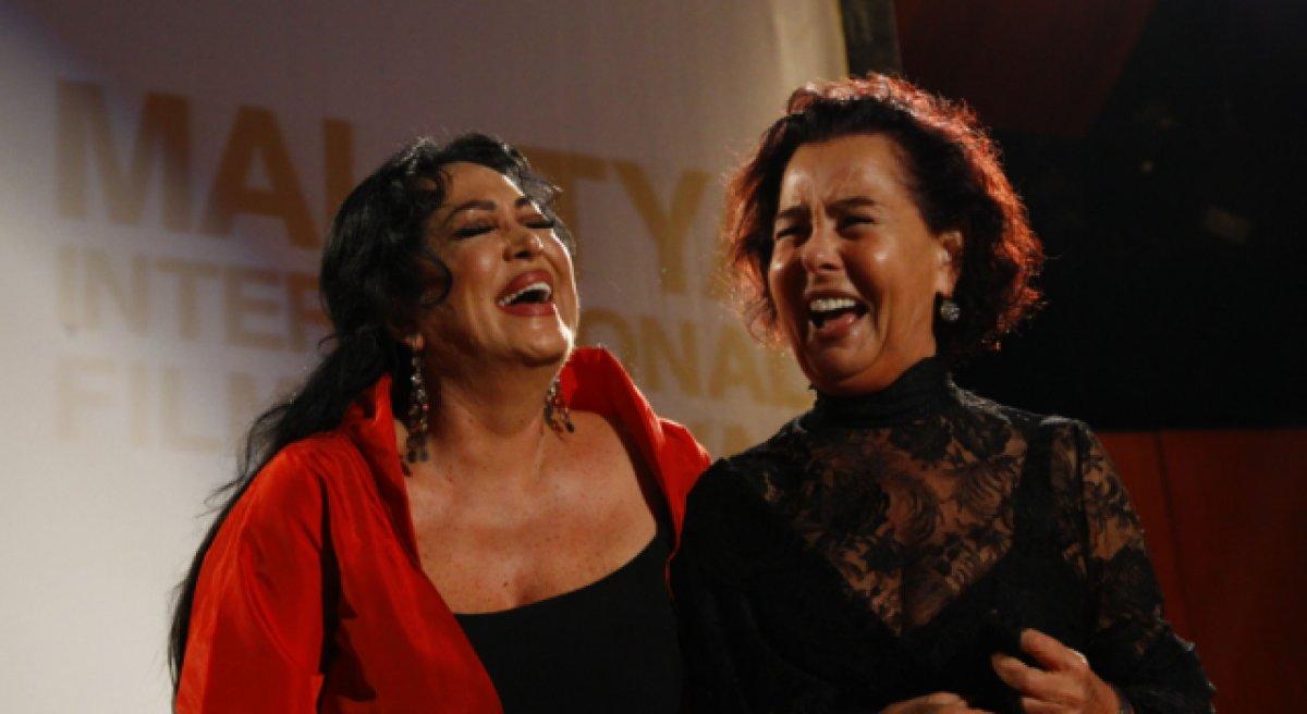 Türkan Şoray'dan Fatma Girik paylaşımı