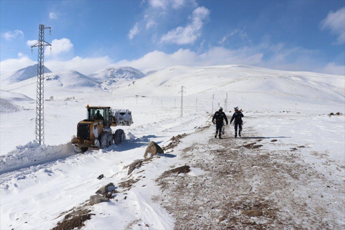 Iğdır'da ekipler, kesintisiz enerji için yoğun mesai yapıyor