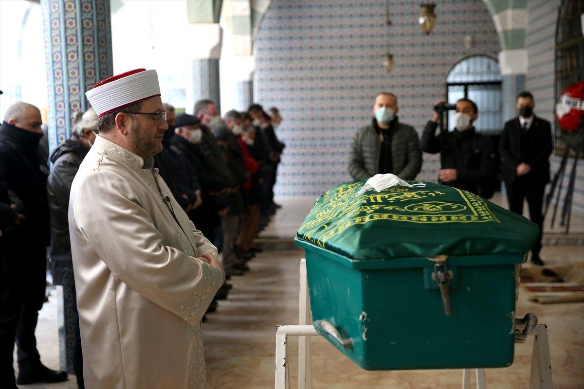 Ayberk Pekcan son yolculuğuna uğurlandı