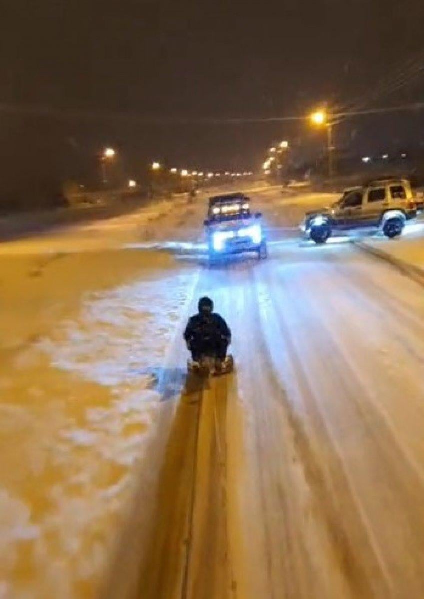 Erzurum'da karın keyfini macera sevenler çıkardı