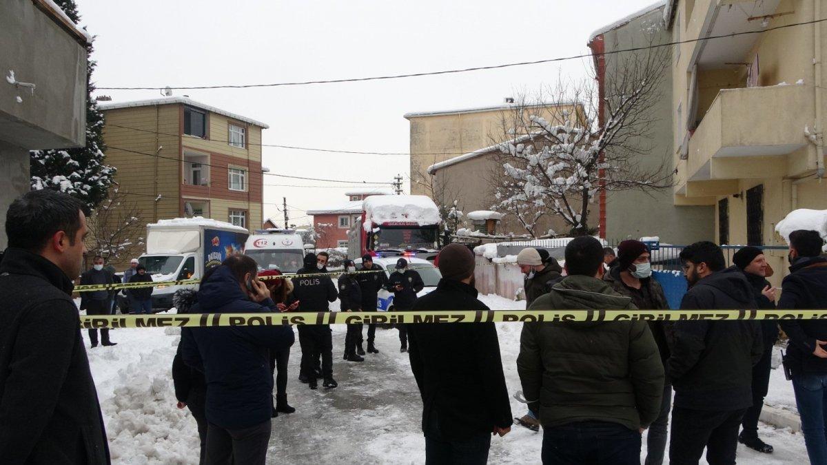 Sultanbeyli’de şizofreni hastası, annesini öldürdü