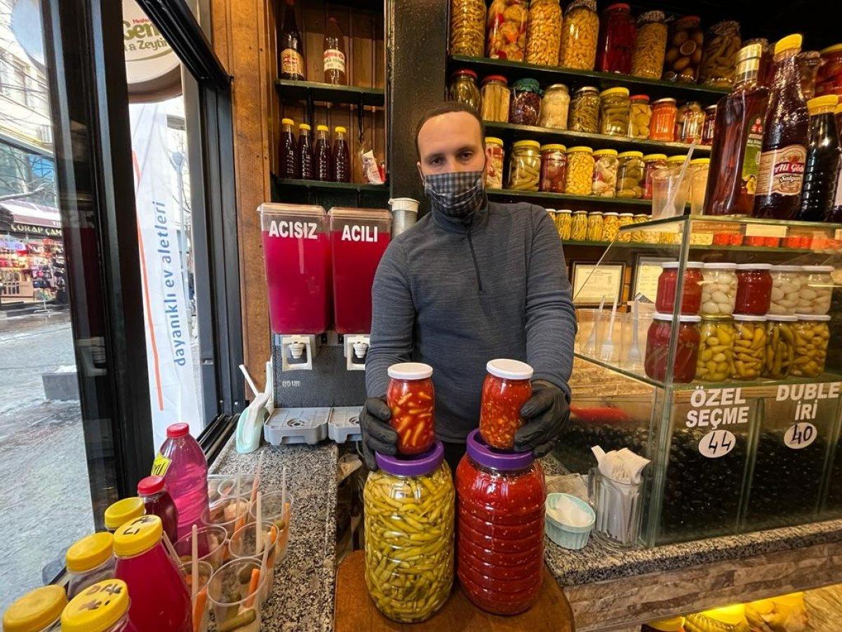 Eskişehir’de soğuk hava, acı turşuya talebi artırdı