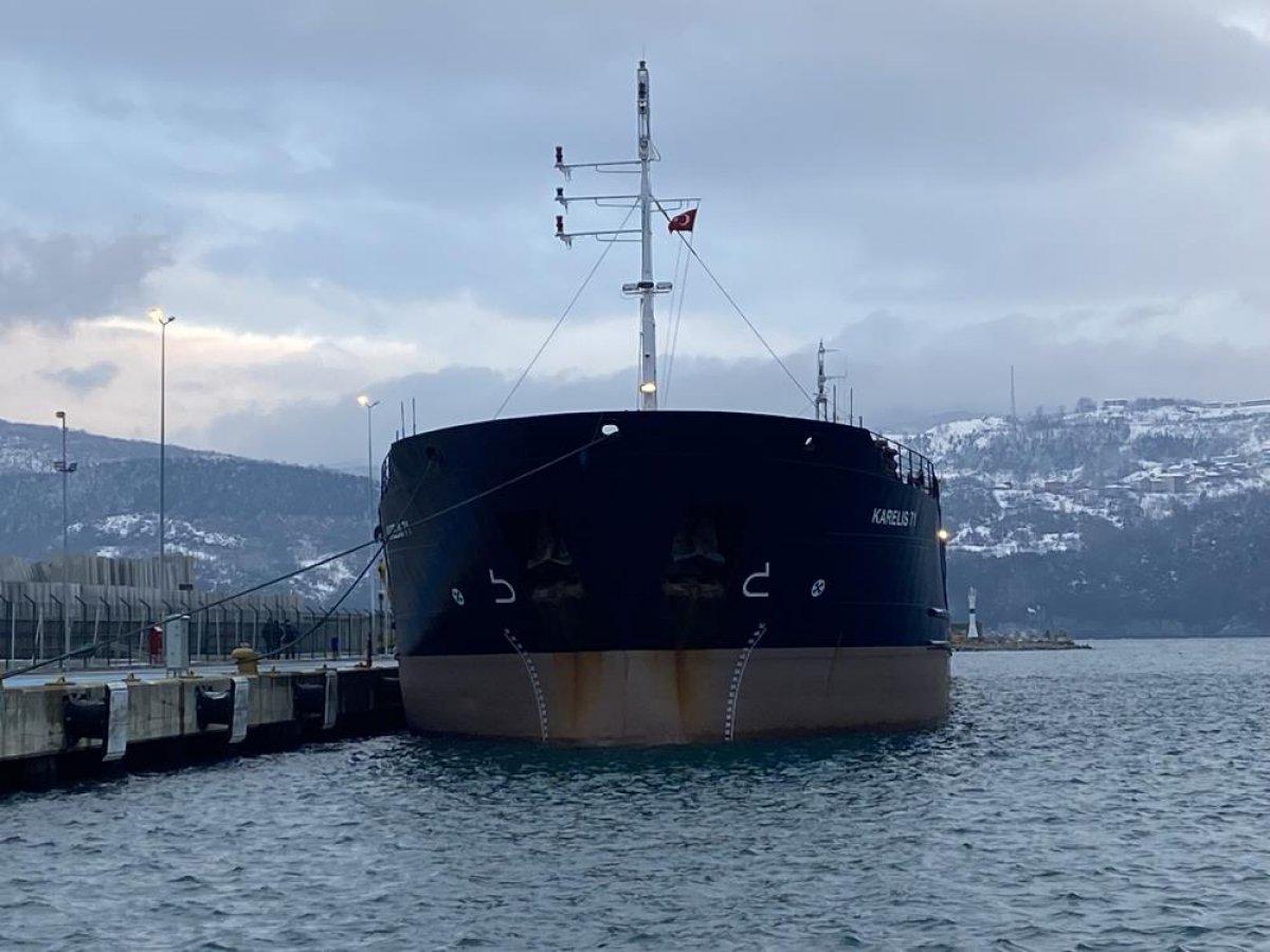 Yük gemisinin Rus uyruklu mürettebatı denize düşerek kayboldu
