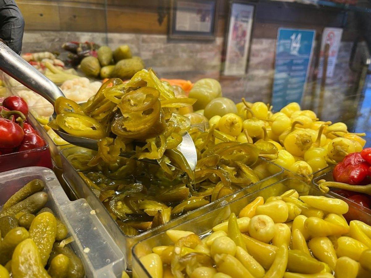 Eskişehir’de soğuk hava, acı turşuya talebi artırdı