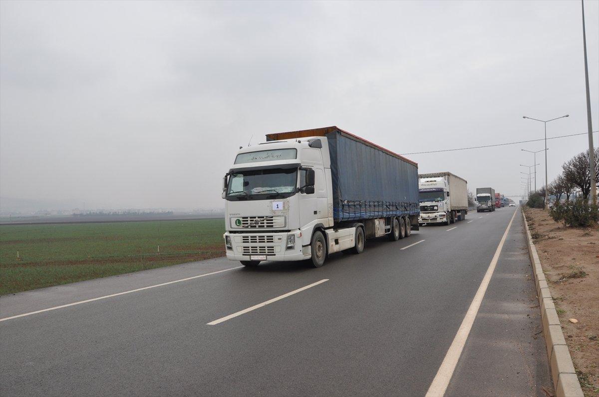 BM, İdlib'e 70 tır insani yardım gönderdi