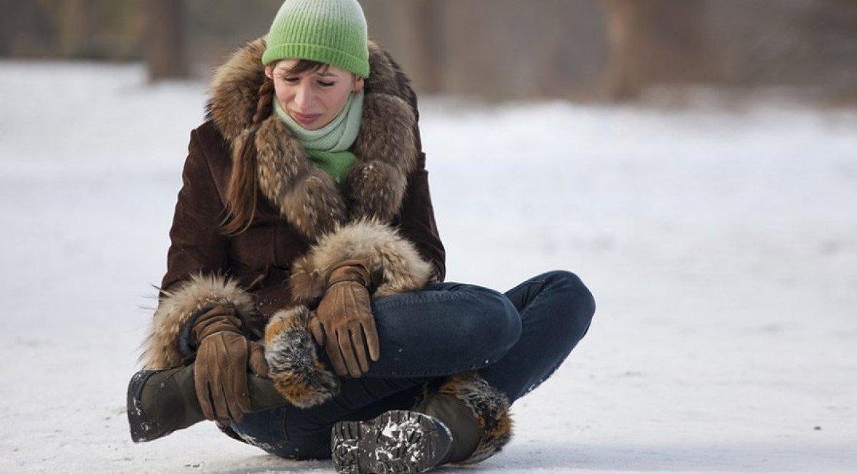 Karda düşmeden yürümek için 11 taktik