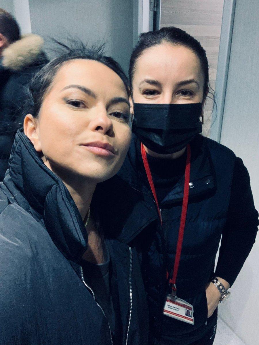 Inna, kara yoluyla ülkesine döndü