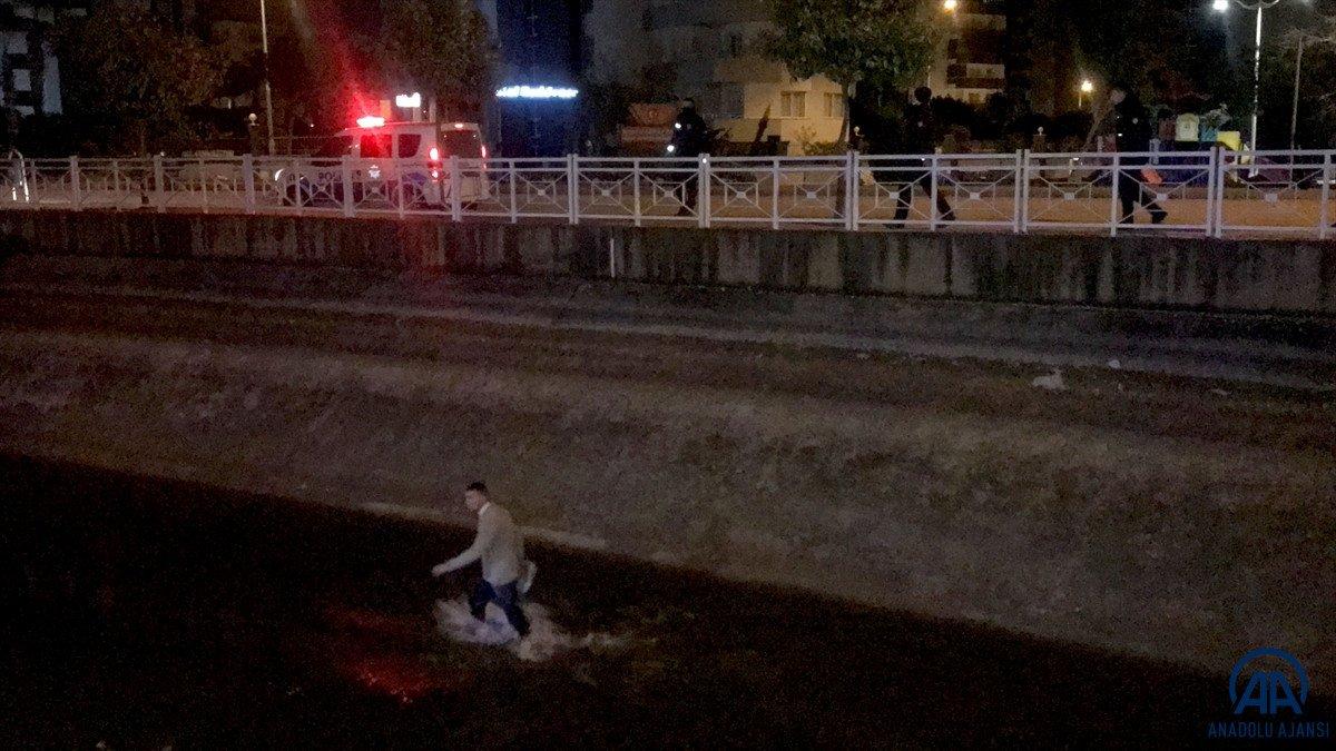 Adana'da bıçakla polise direnen kişi gözaltına alındı