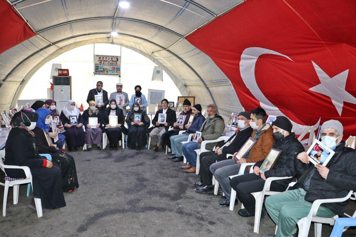 Evlat nöbetindeki baba: 8 senedir evladımın sesini duymadım