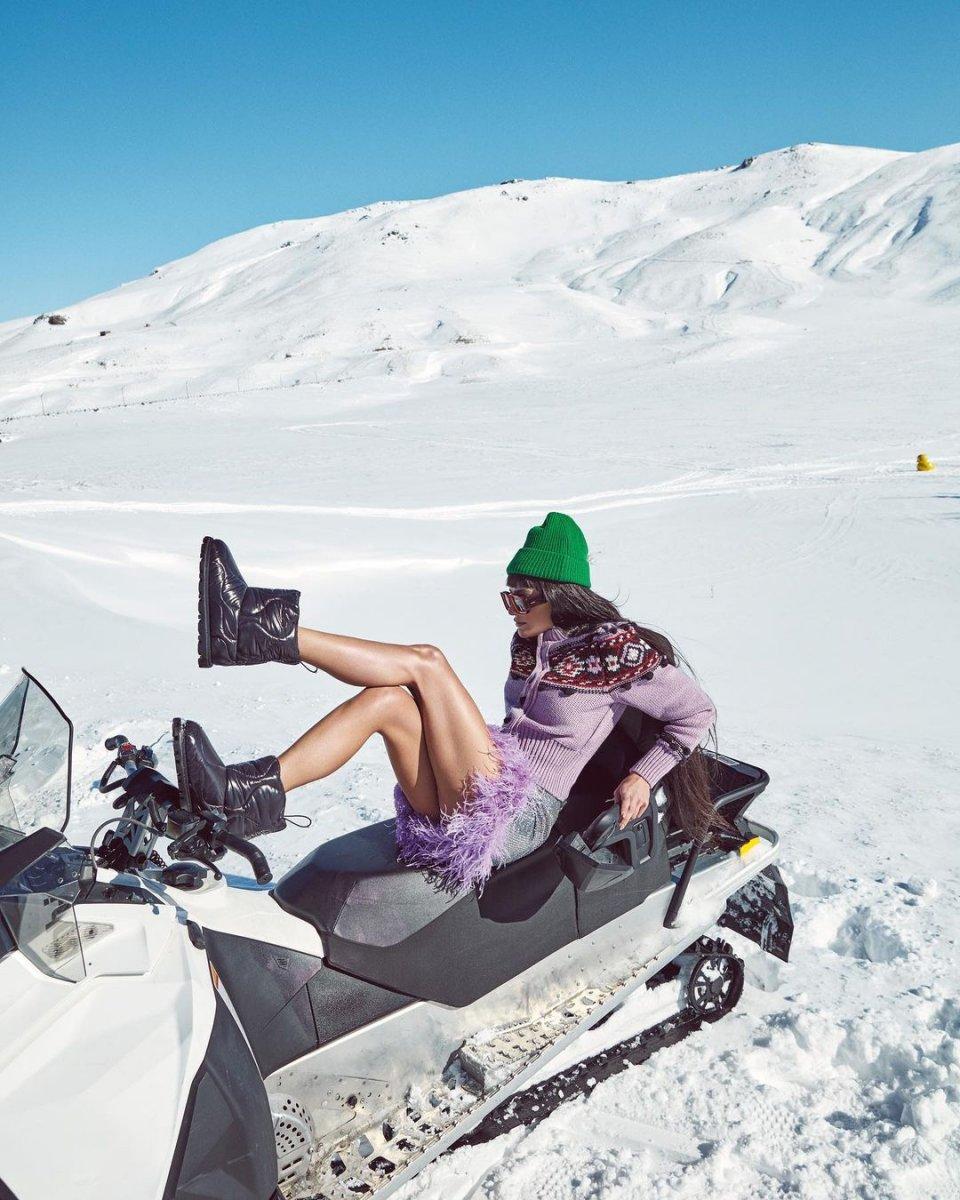 Berrak Tüzünataç: Çocukluk hayalim dansöz olmaktı