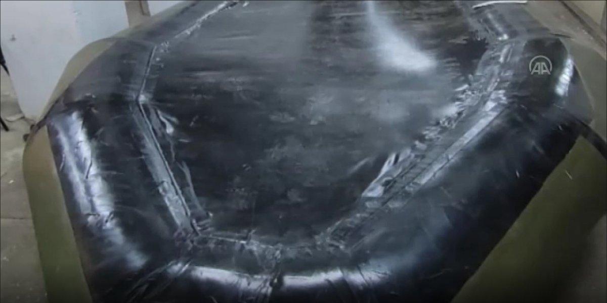 İzmir'de, göçmen kaçakçısı yara izinden yakalandı